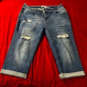 NWOT Distressed Jeans